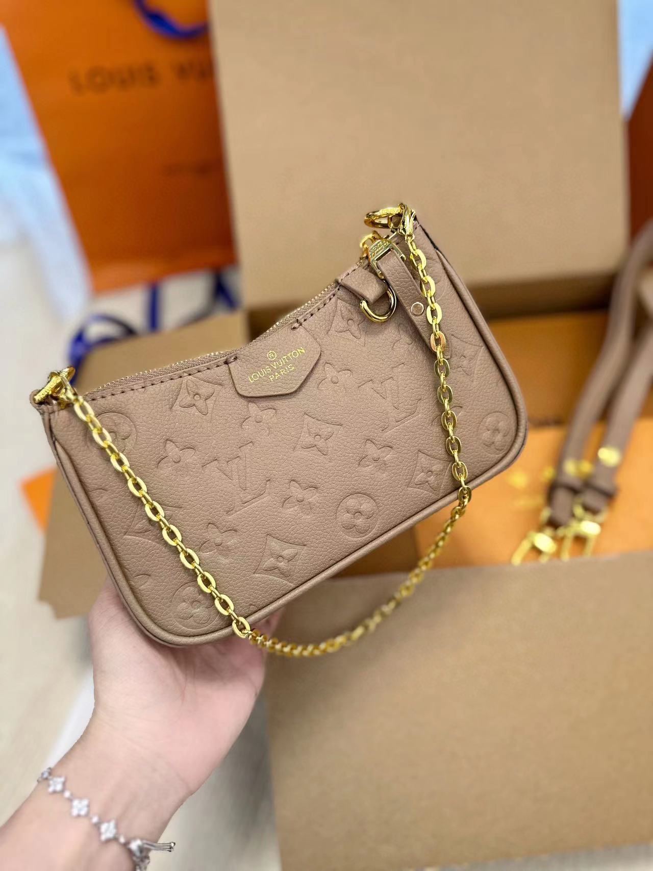 Grey 3D Printed Shoulder Bag