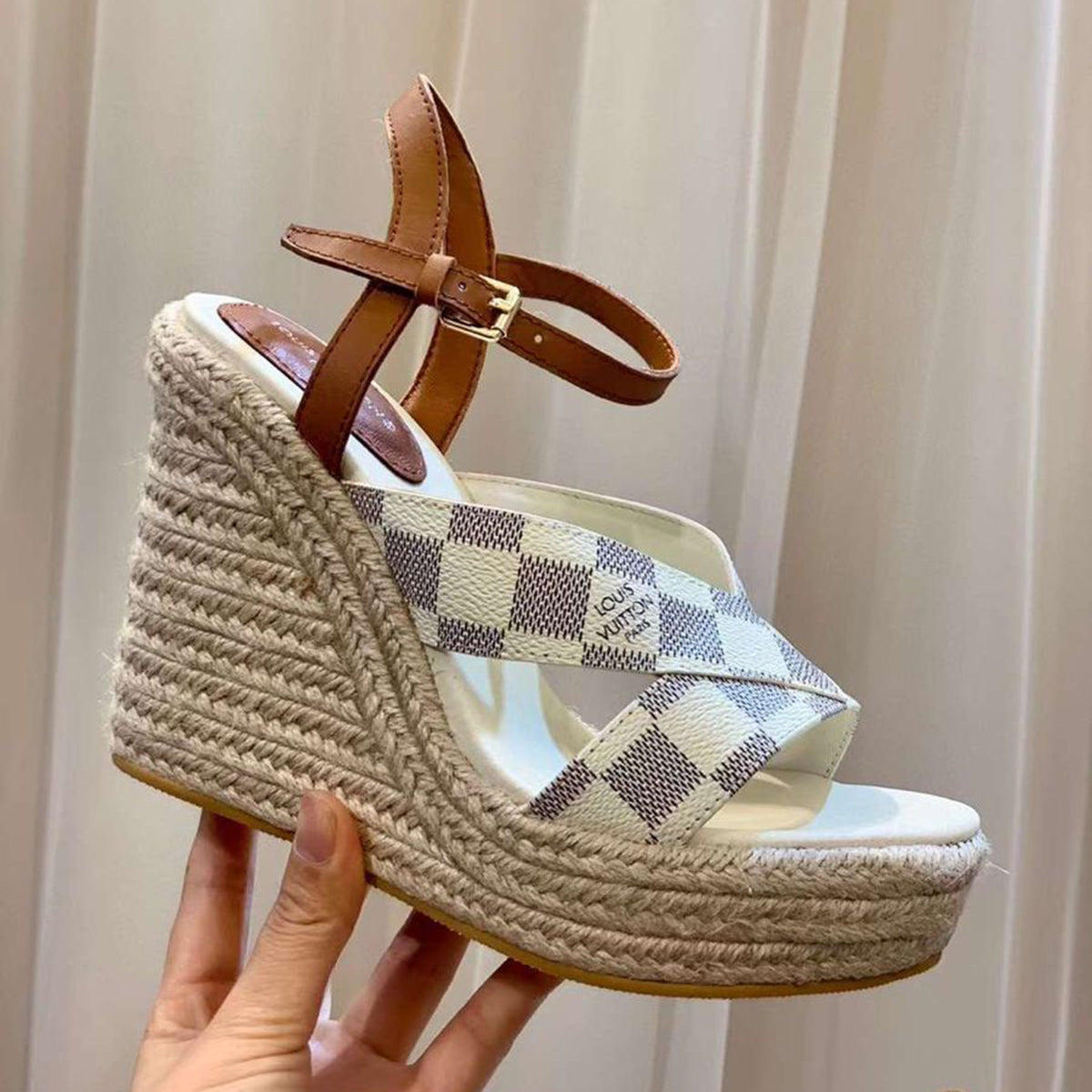 New comfortable T-shaped buckle women's sandals CYL10041034