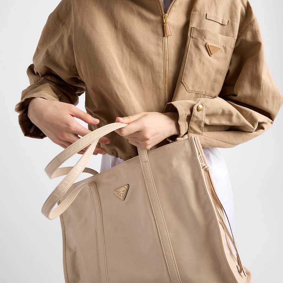 Large leather tote bag