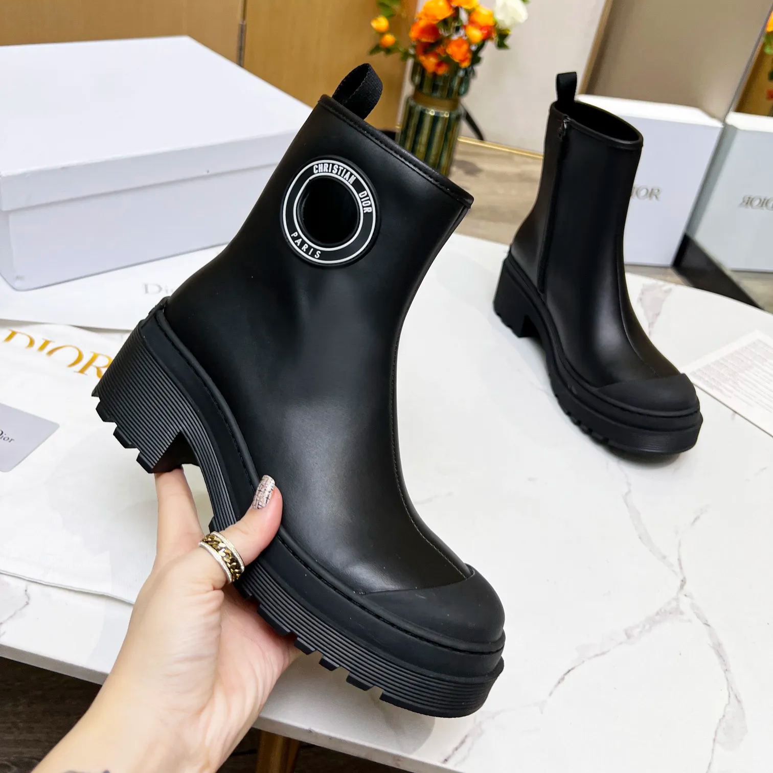 23 New D Brand Symbol Boots XC0423101304