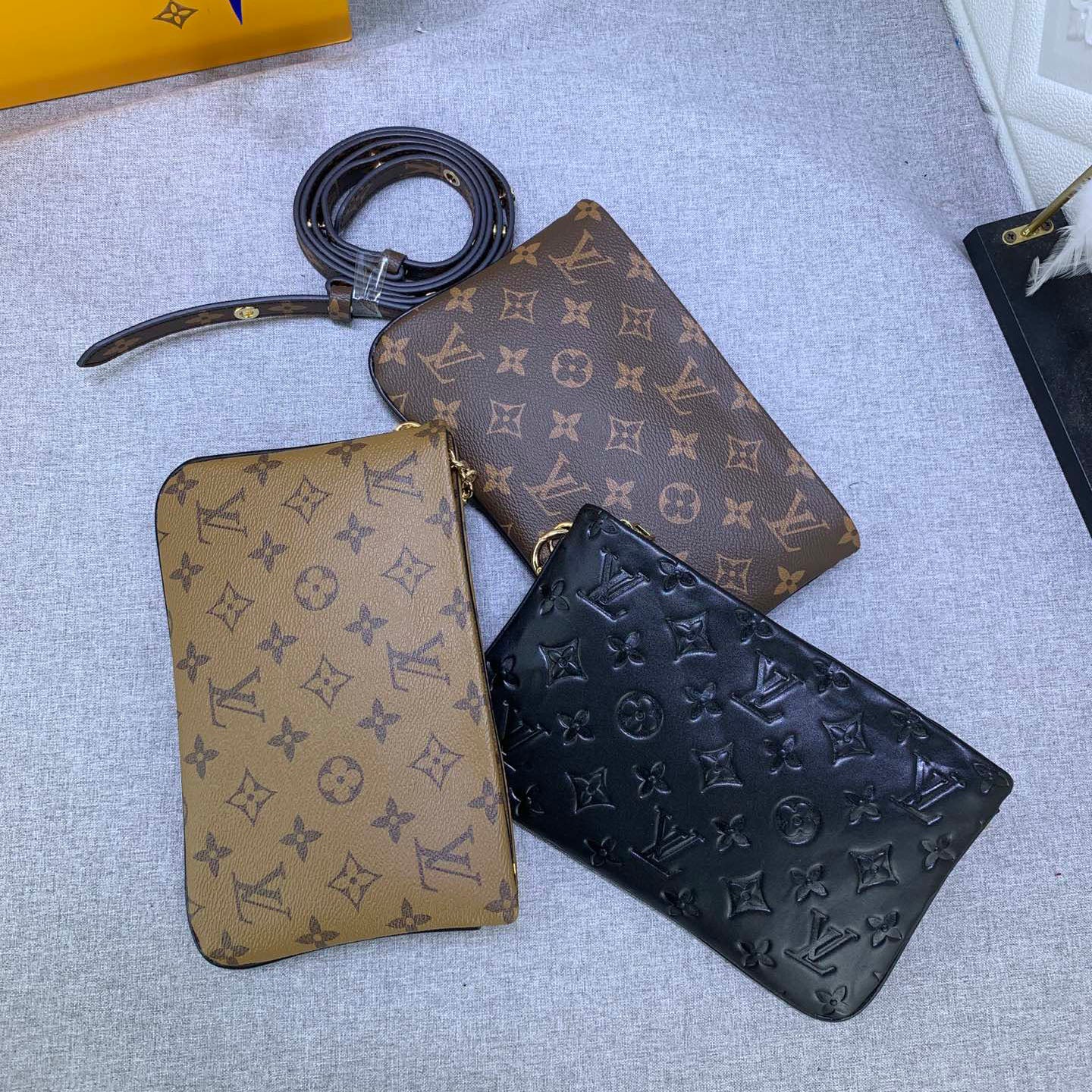 The new metal ring cleverly connects three independent zipper bags
