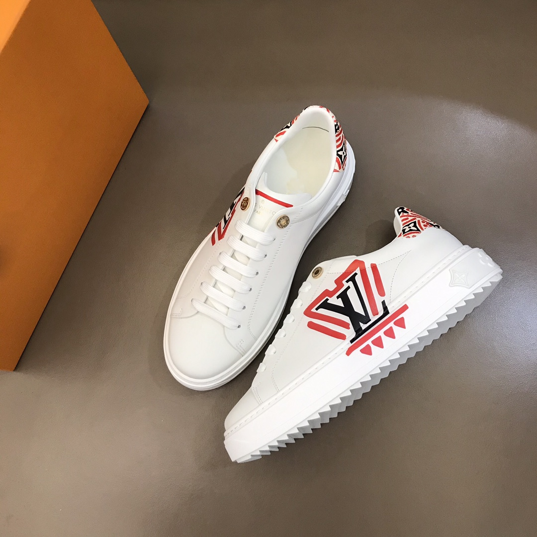 V logo fashion luxury white sneakers