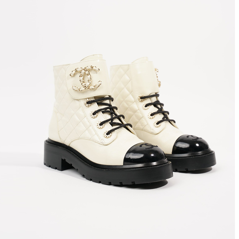 Womens CC Lace Up Boots White Black 914102
