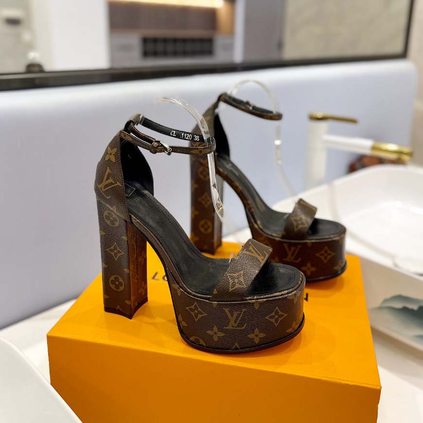 23 Ladies fashion luxury high heels XC053102
