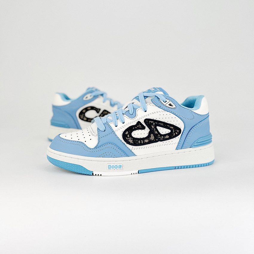 Low-top sneakers 951264