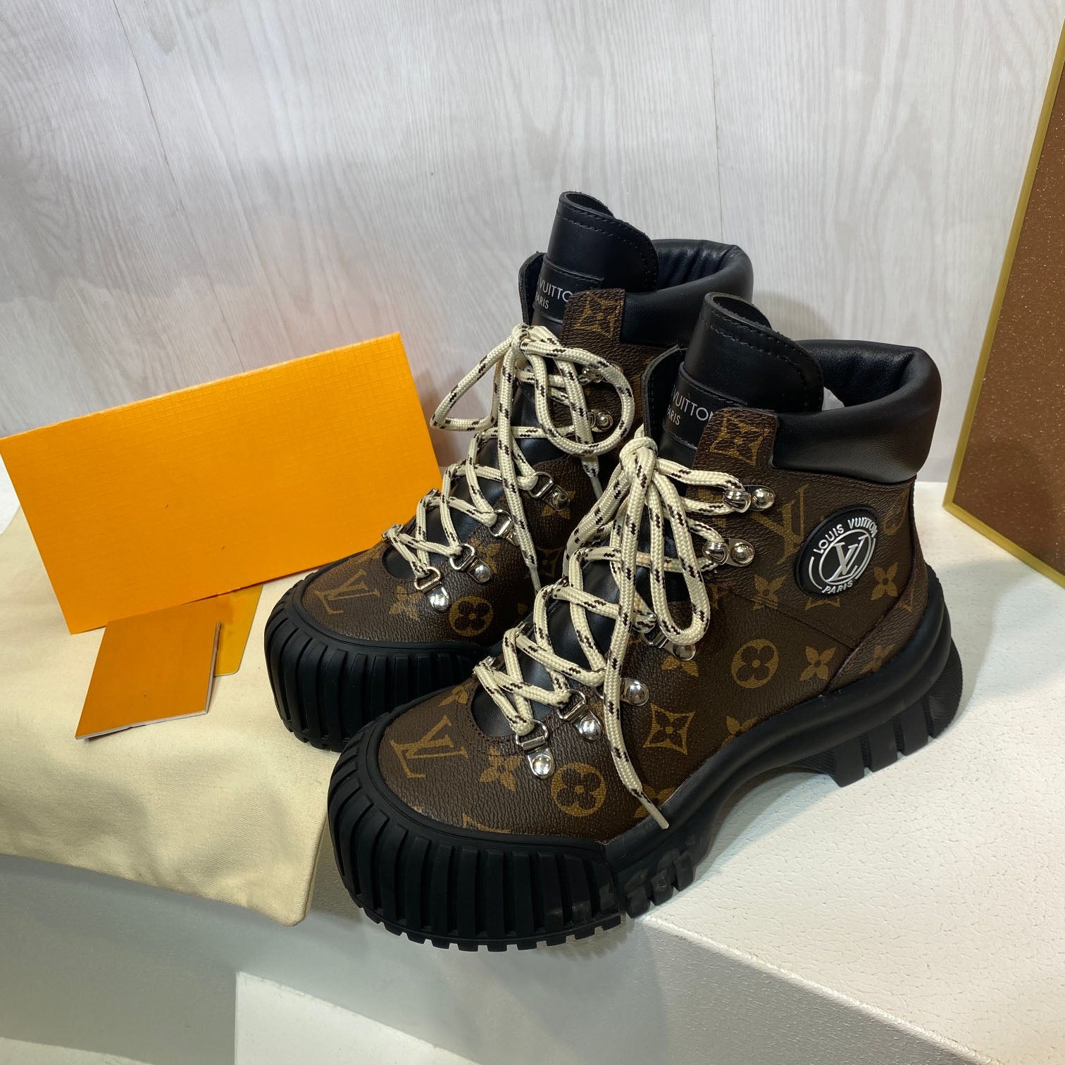 new fashion women's shoes versatile ankle boots S01