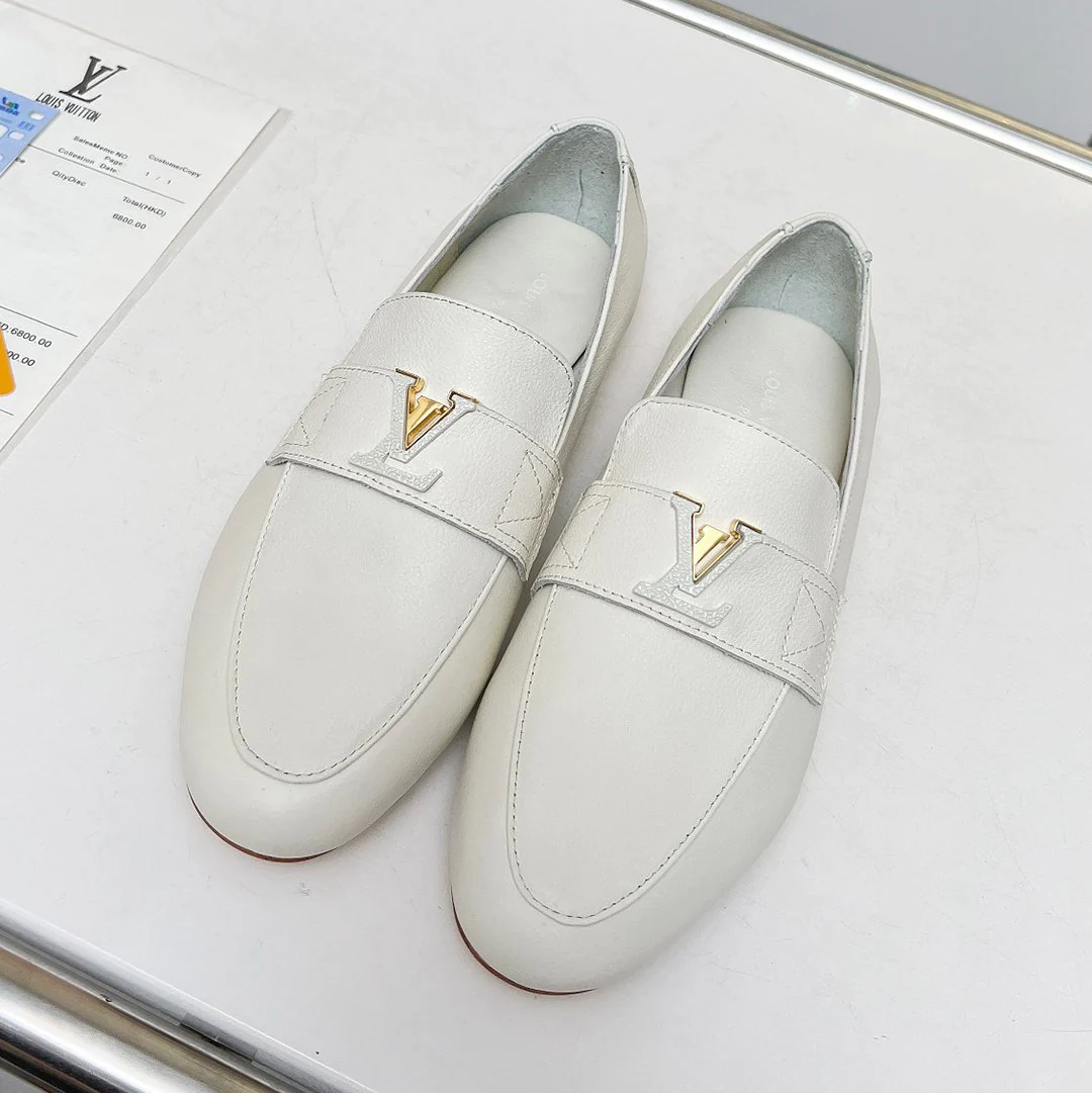 New fashionable and versatile classic loafers 1024011606
