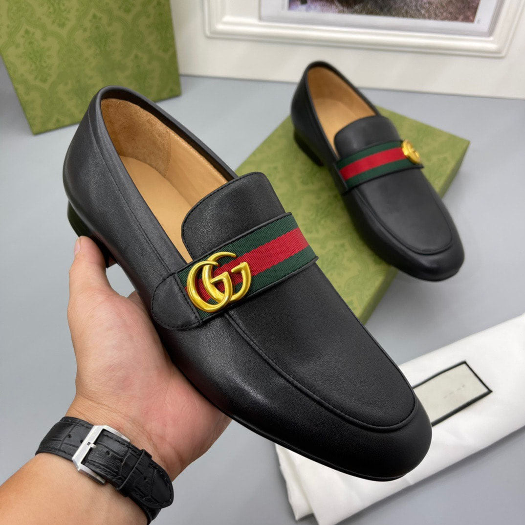 The latest fashion men's loafers 121905