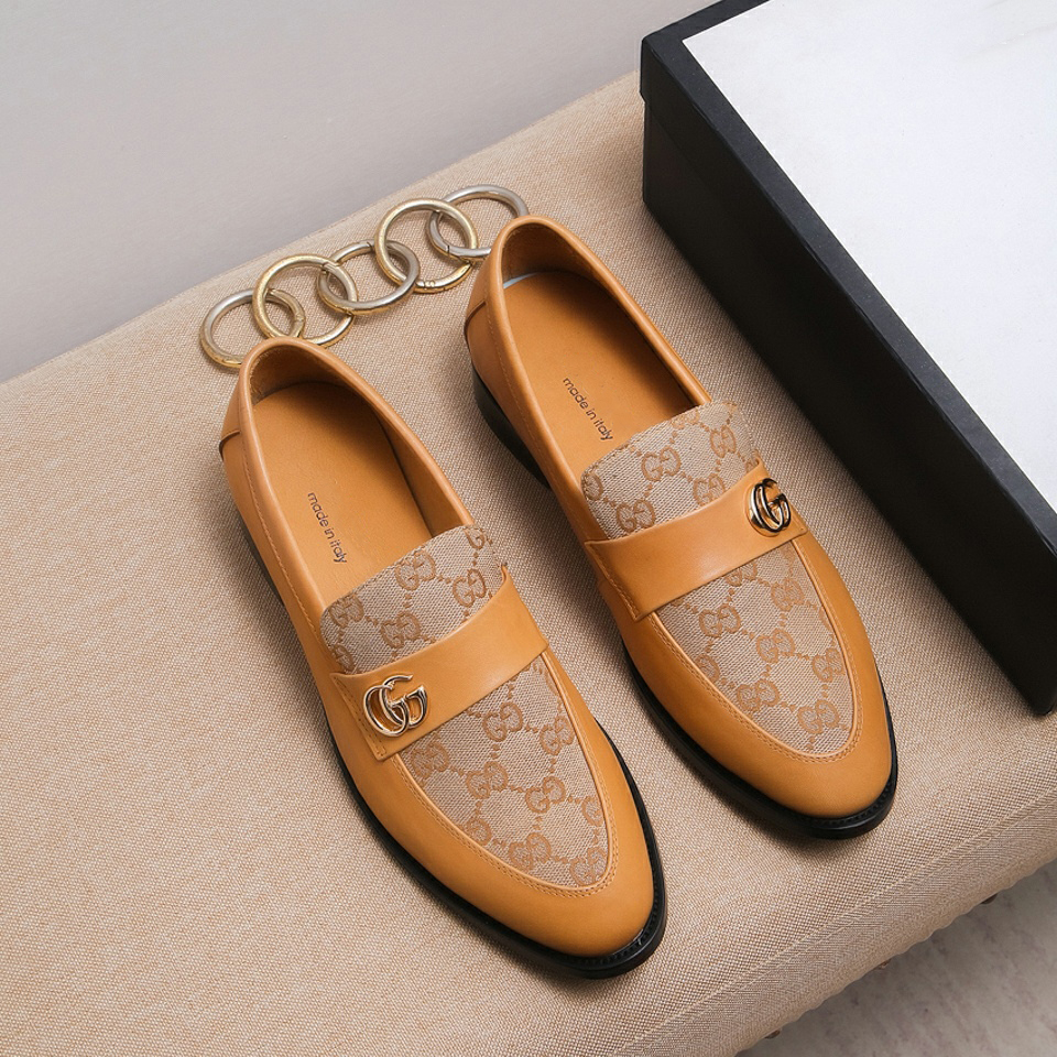Orange Splicing G Print Loafers