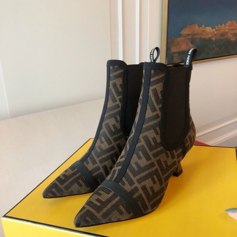 Fashion versatile high heels PF10050905