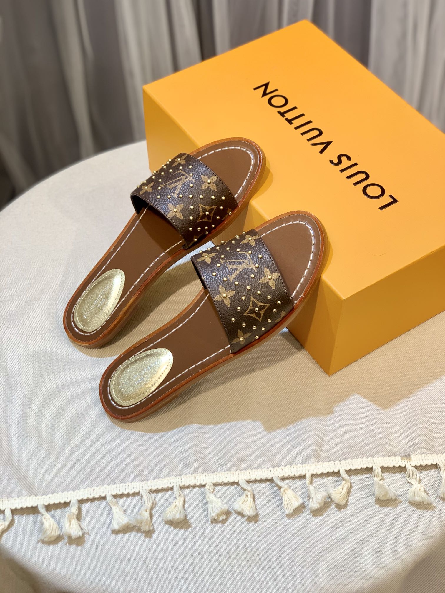 New fashion splicing all-match slippers XC-050901