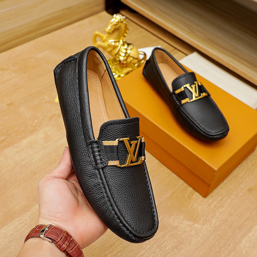 Black V Logo Classic Loafers