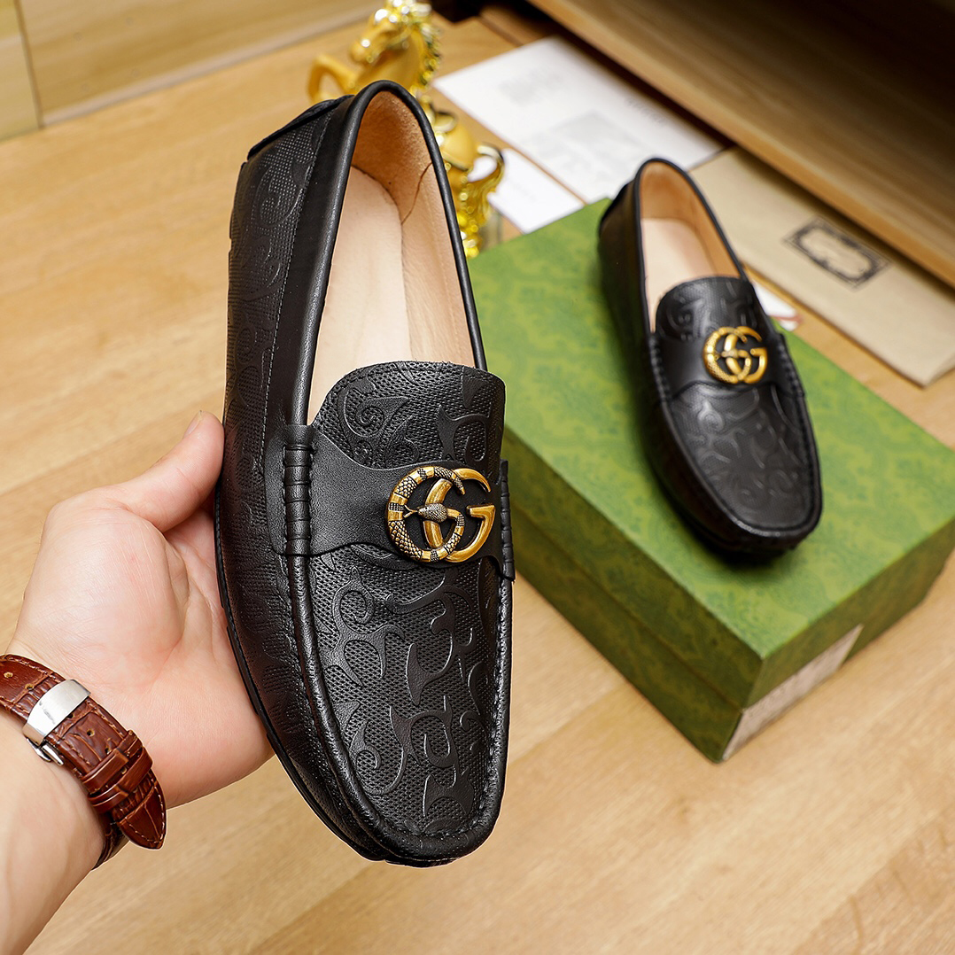 Trendy snake logo formal slip on shoes