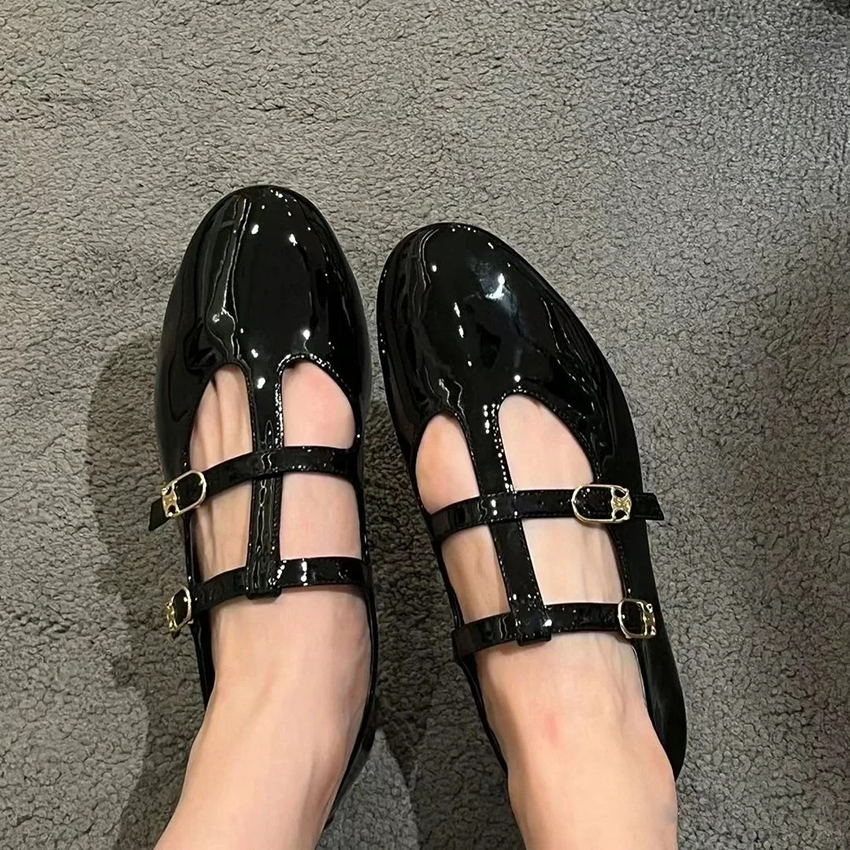 LES BALLERINES CE BABIES IN PATENT CALFSKIN