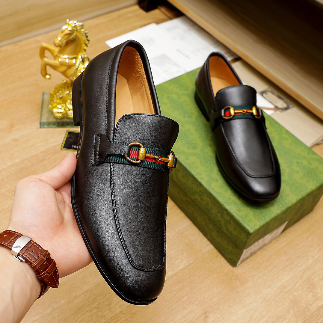 Classic design black buckle&sripes formal dress slip on shoes