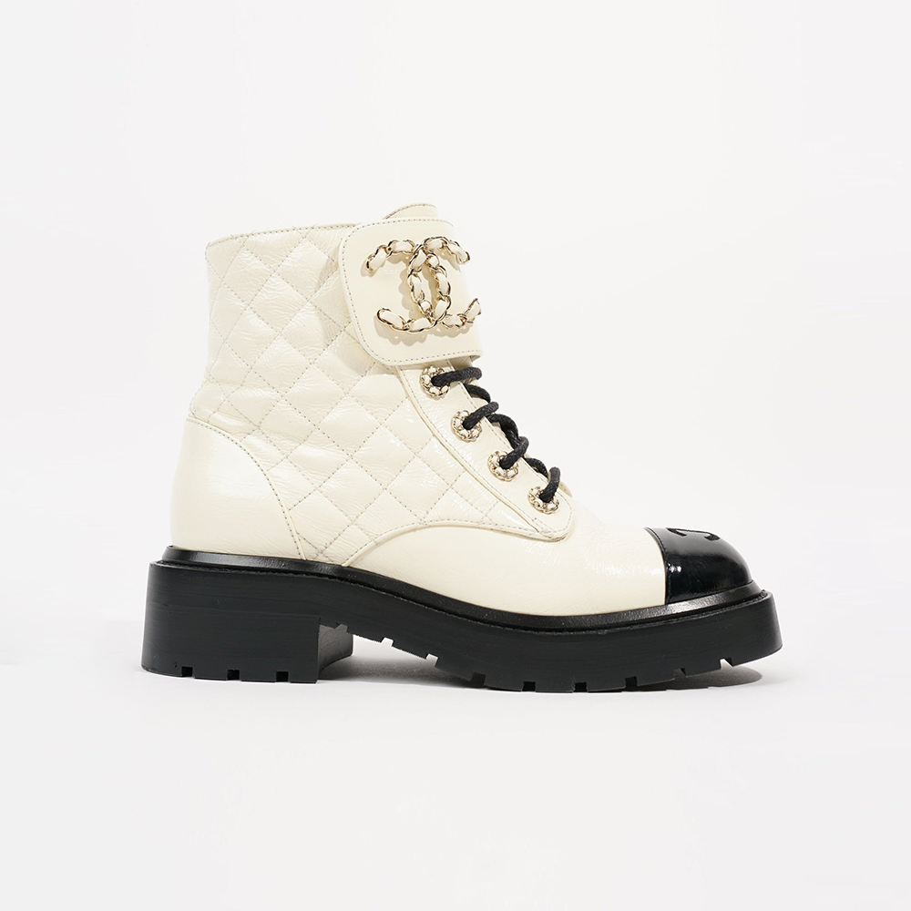 Womens CC Lace Up Boots White Black 914102