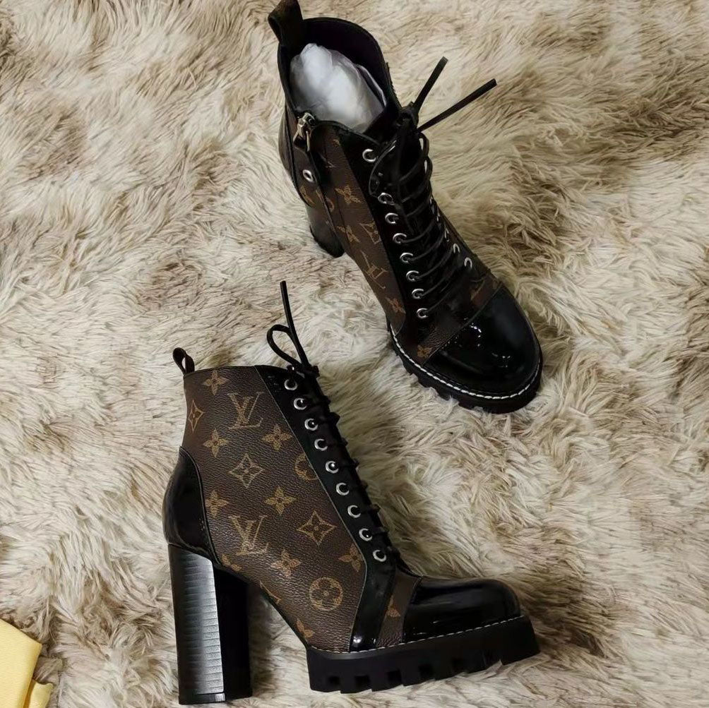 New autumn and winter British style thick-soled women's shoes thick heel round toe thin belt side zipper short boots non-slip wear-resistant boots