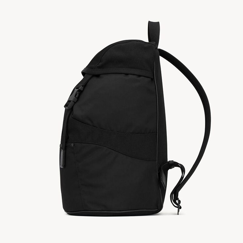SAINT LAURENT BACKPACK IN GRAINED LEATHER MV1000