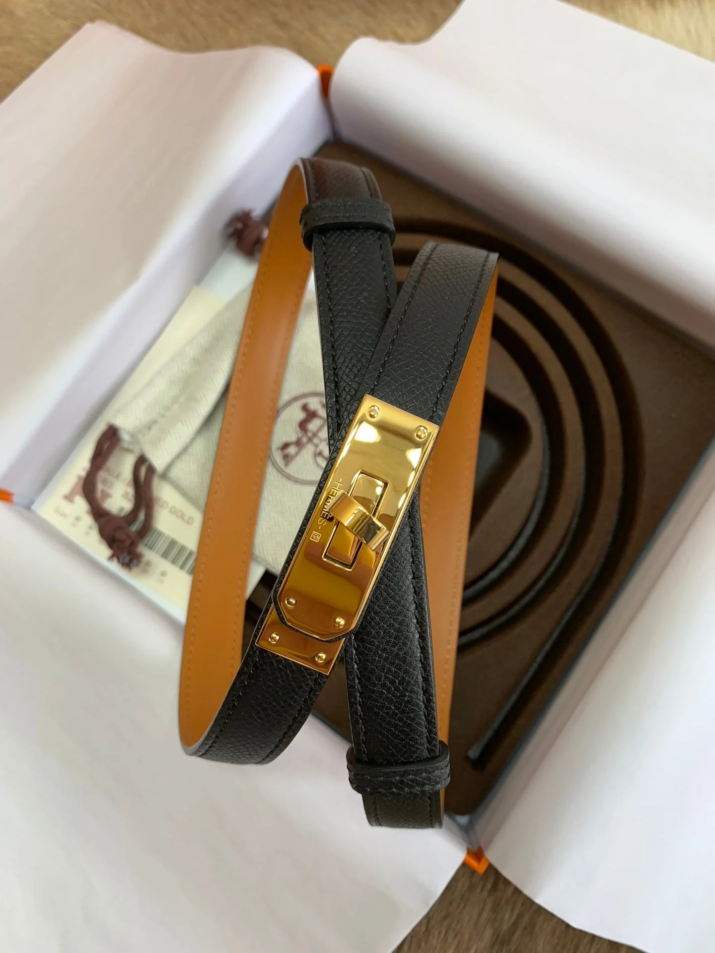 Stretchable adjustable waistband width 1.7cm