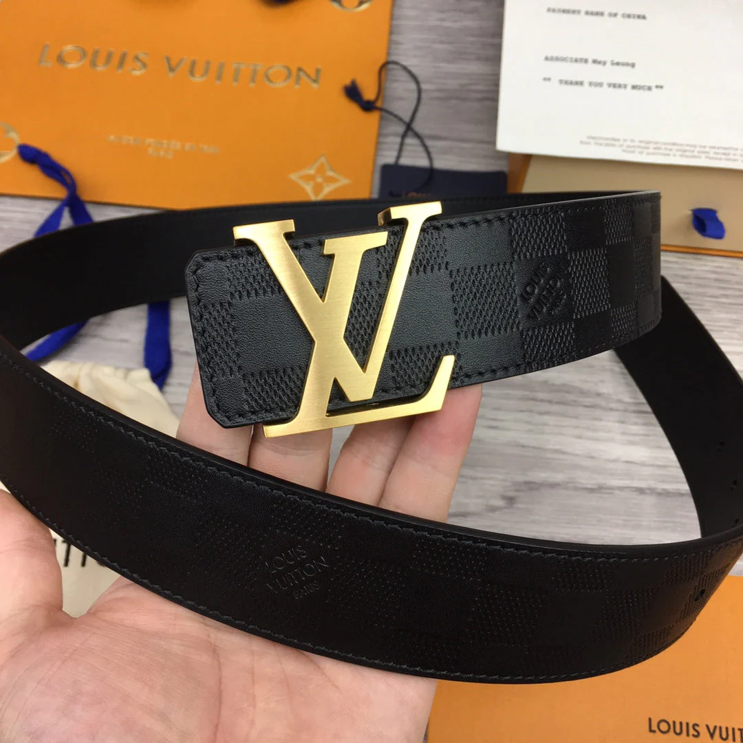 Cowhide embossed checkered waistband width: 4.0cm