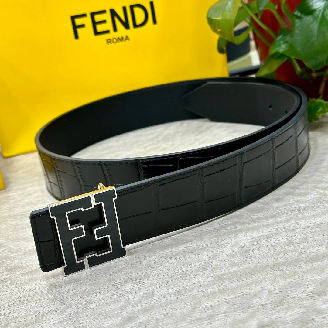 Double-sided calfskin electroplated buckle Waist width 40MM