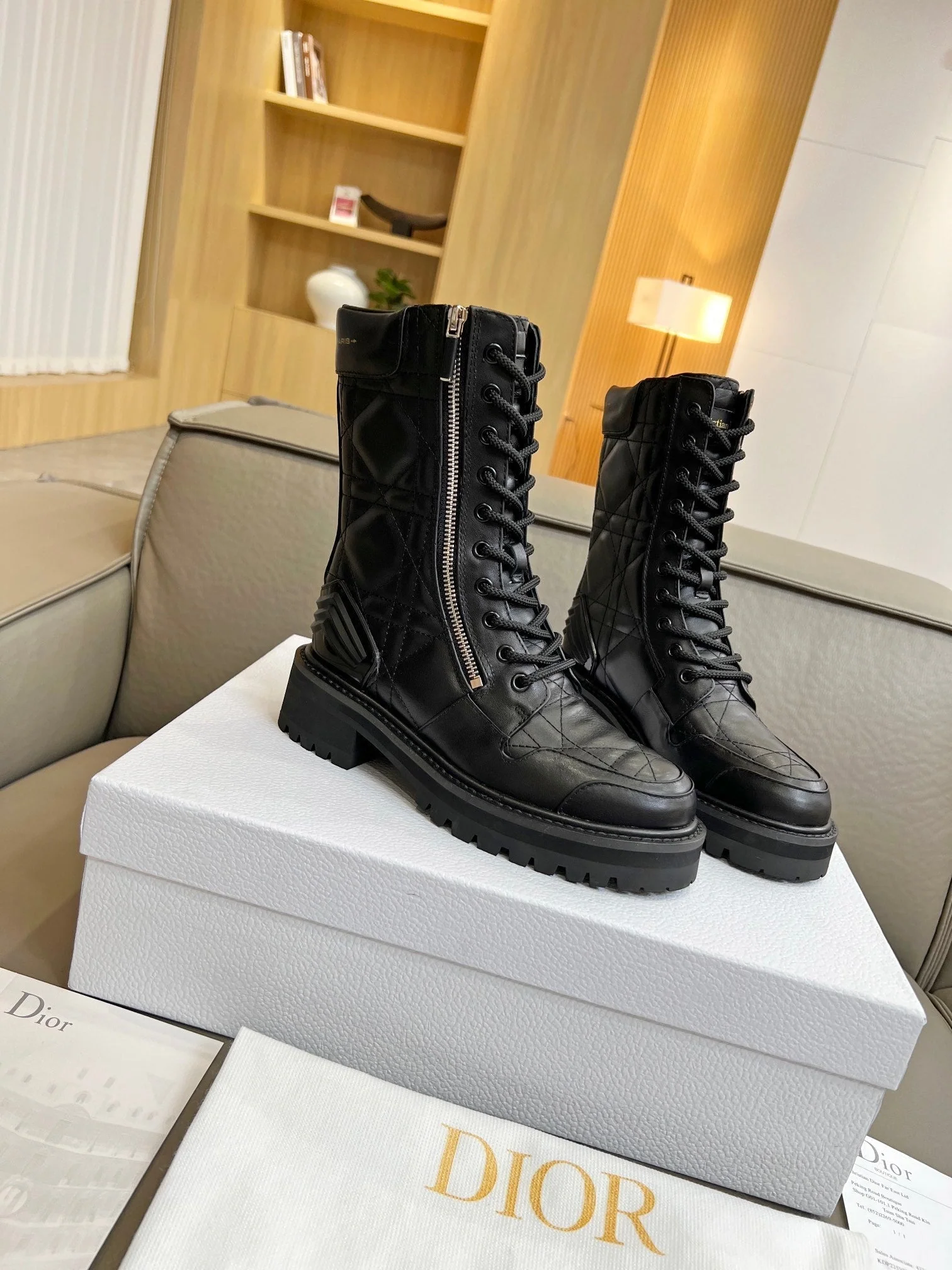 Full-grain calfskin Martin boots