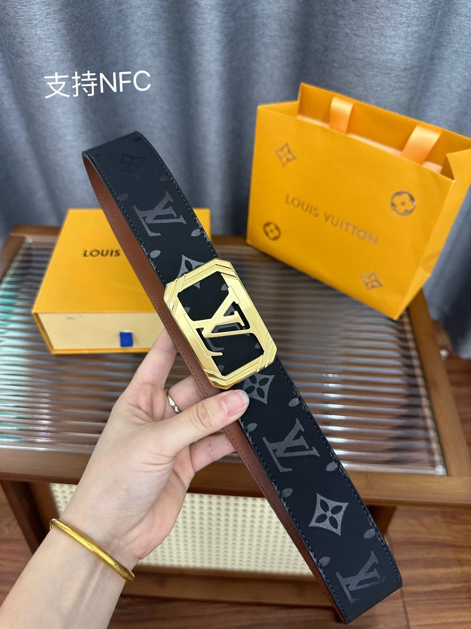 Thick metal plated men's belt, double-sided, 4.0CM wide.