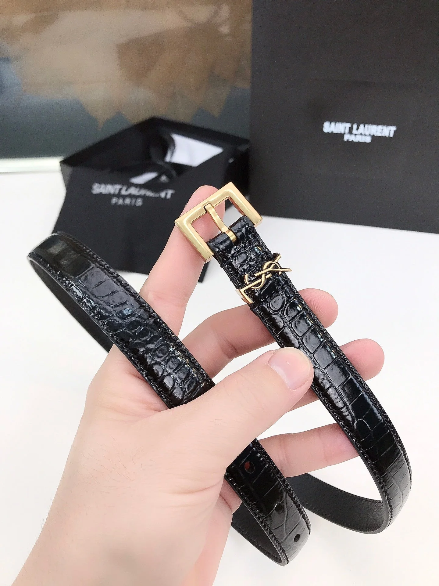 Litchi Calfskin Black Buckle Women's Belt, Size: 2.0cm