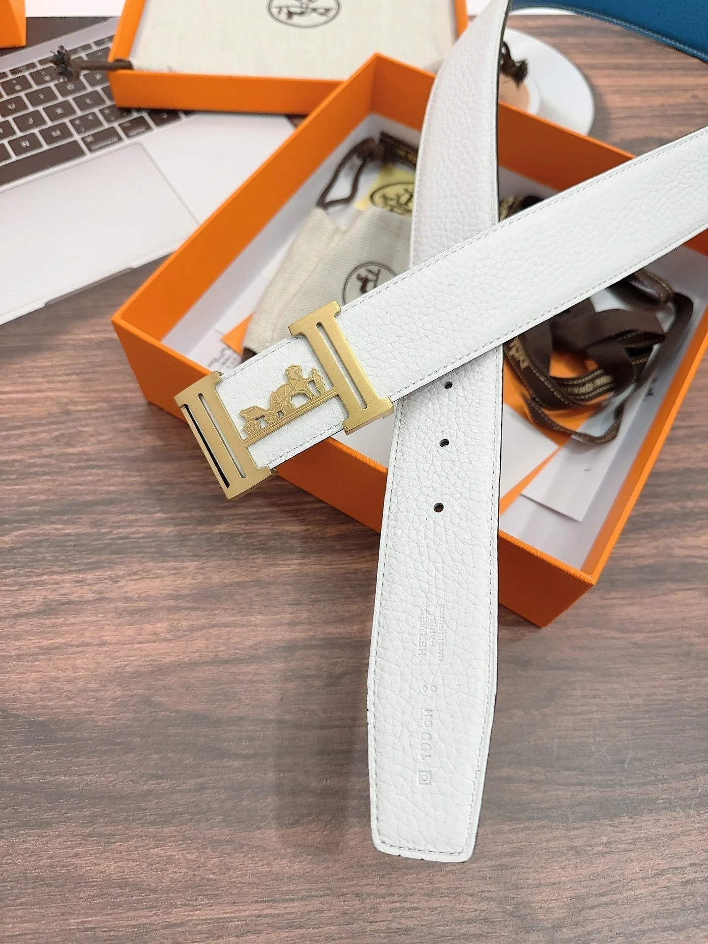 Imported double-sided lychee leather belt, 3.8cm width