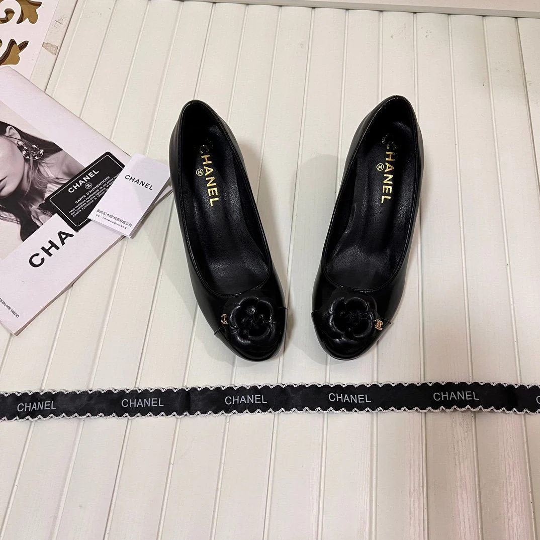 Camellia sheepskin thick heel shoes heel height 7.0cm