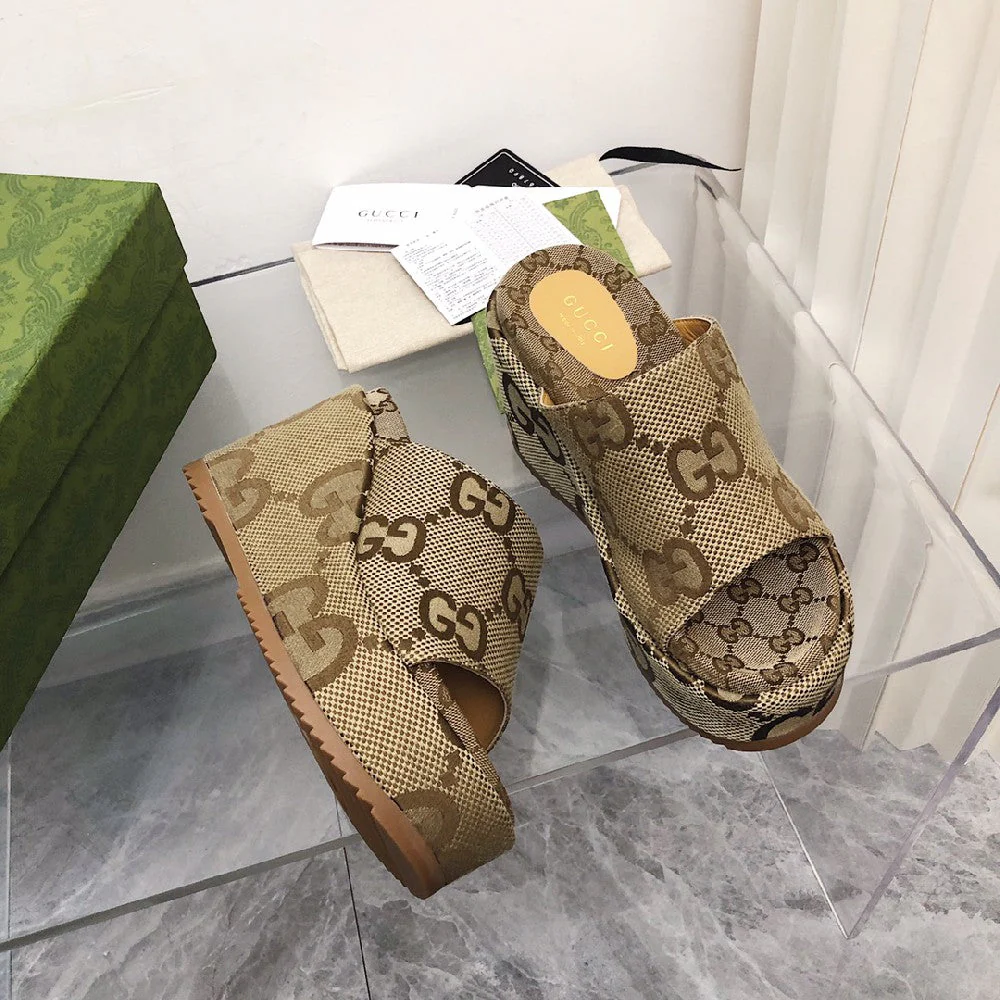 Retro Trendy Slippers