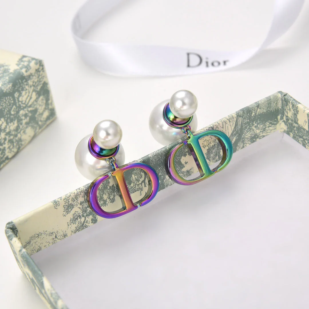 Creative colorful earrings