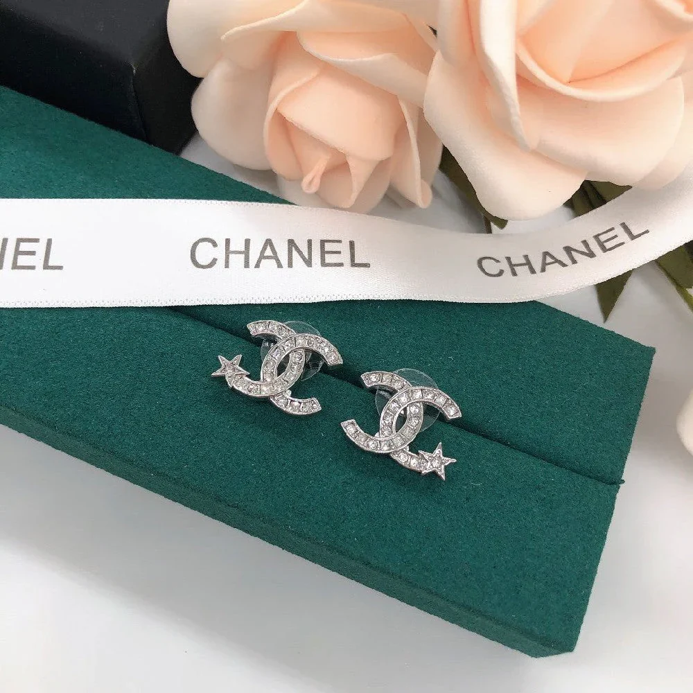 Simple Star Earrings