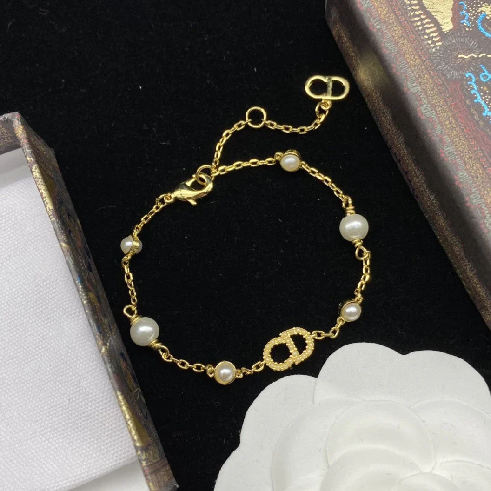 Vintage Pearl Temperament Jewelry