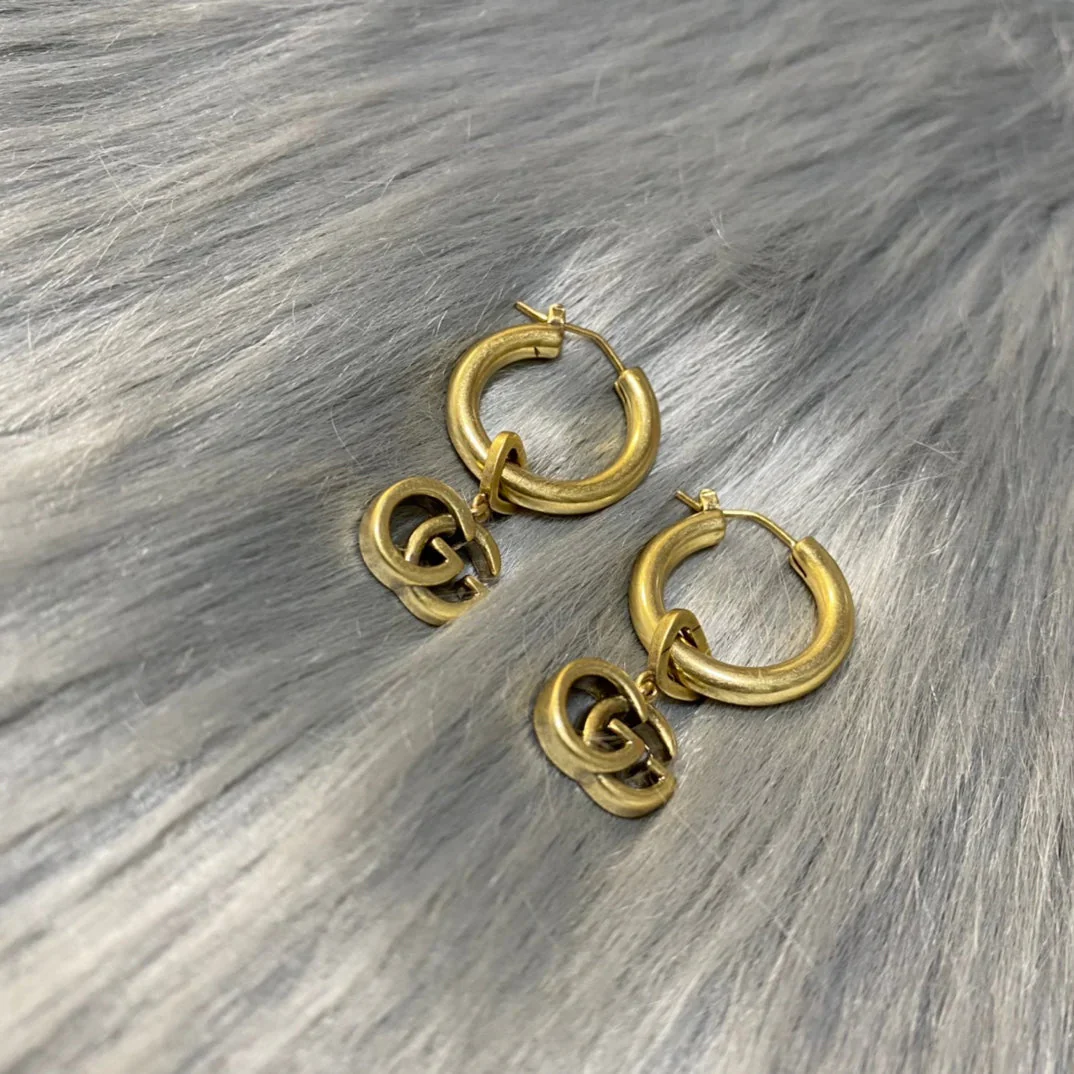 Classic elegant earrings JW3834