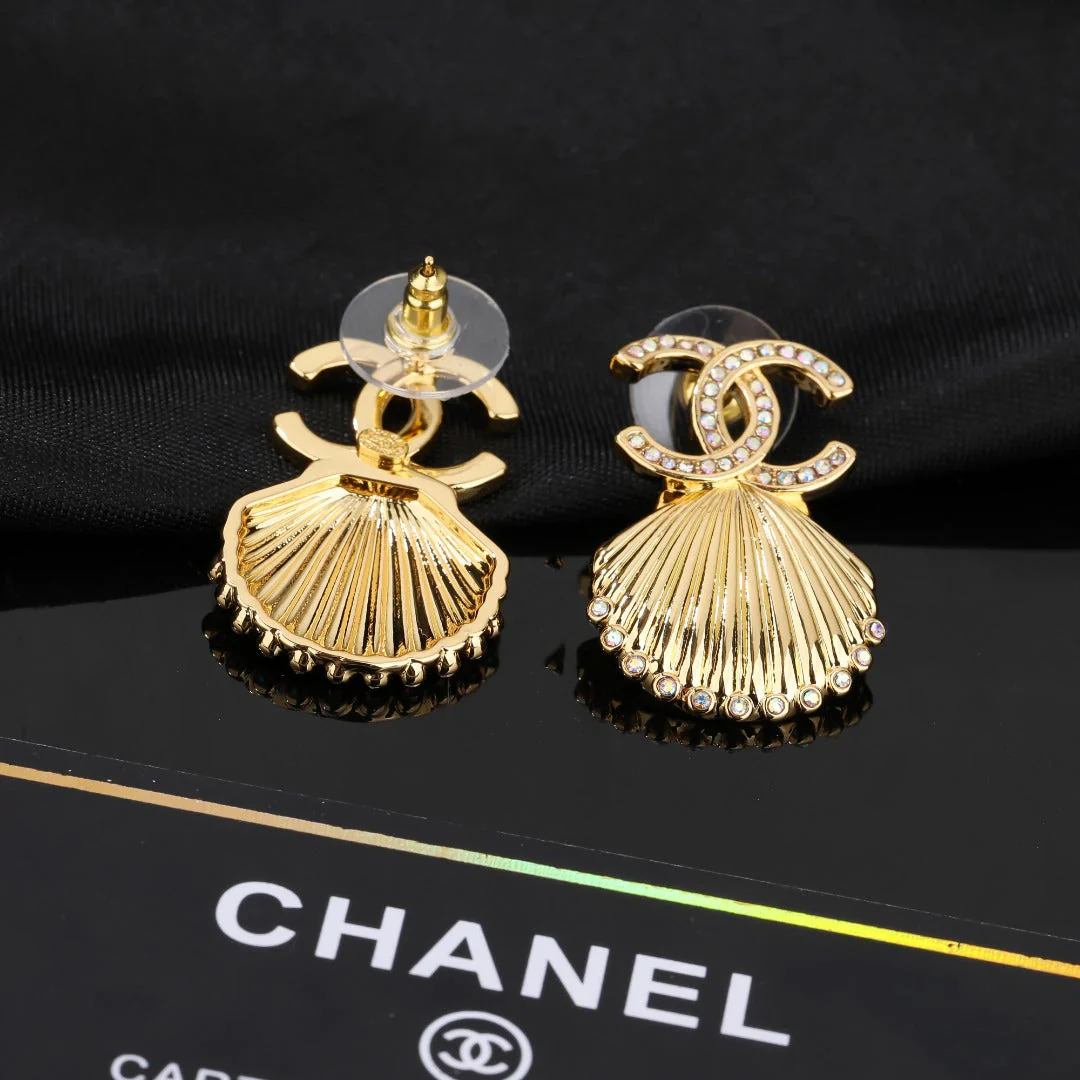 CC Earrings 0008