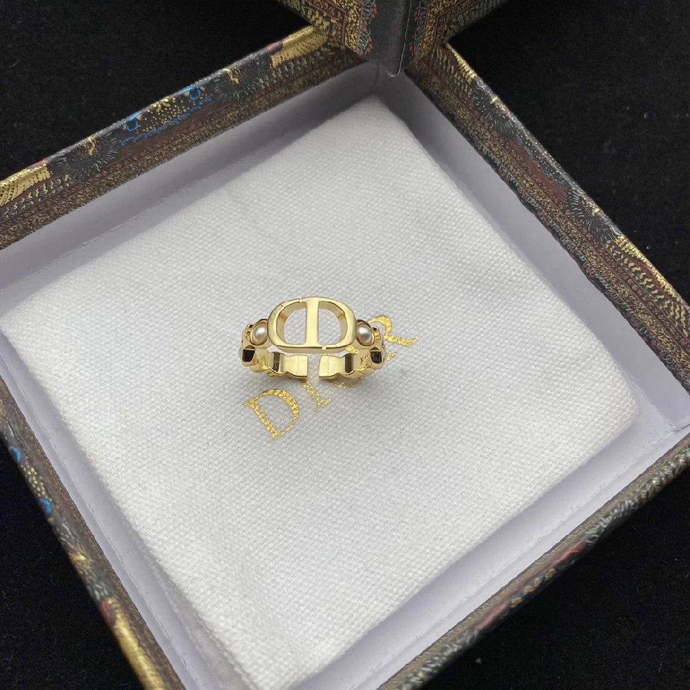 Minimalist Ring