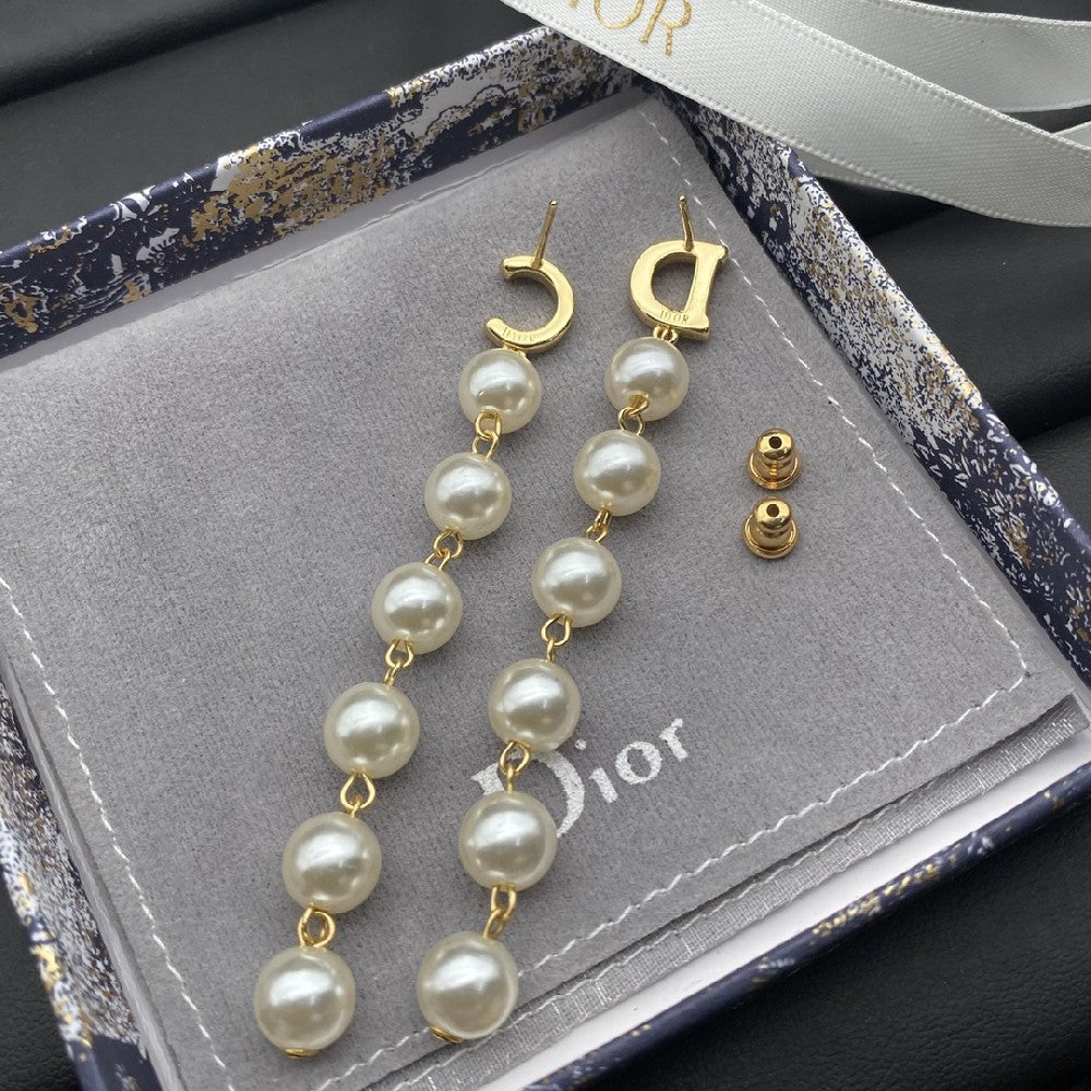 Pearl Tassel Stud Earrings