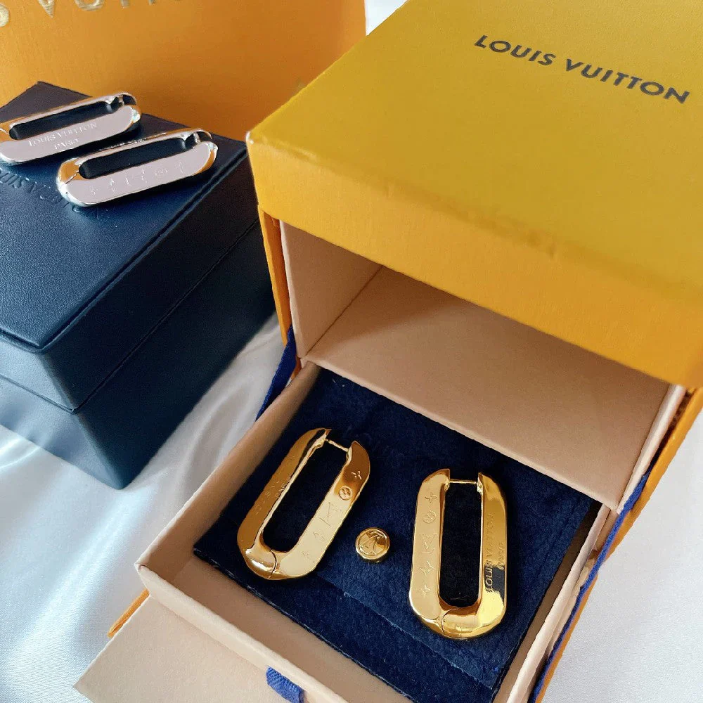 Metal simple earrings