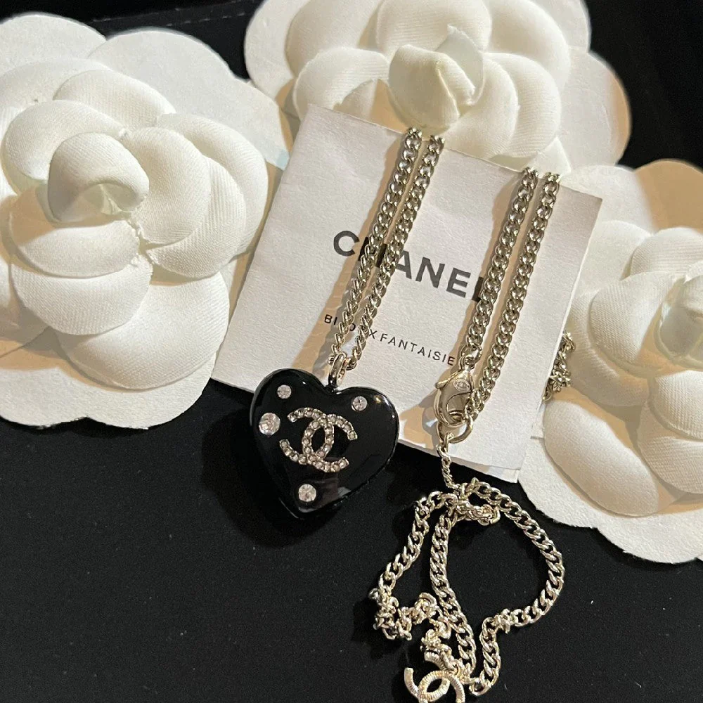 Double-Sided Heart Pendant Necklace