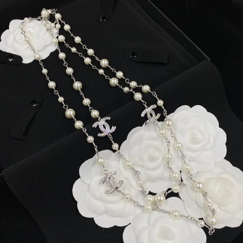 New Pearl Sweater Accessory Necklace