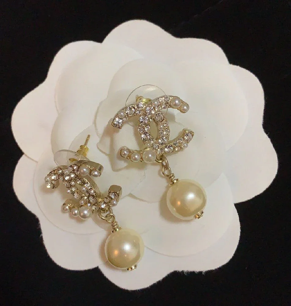Pearl Drop Earrings