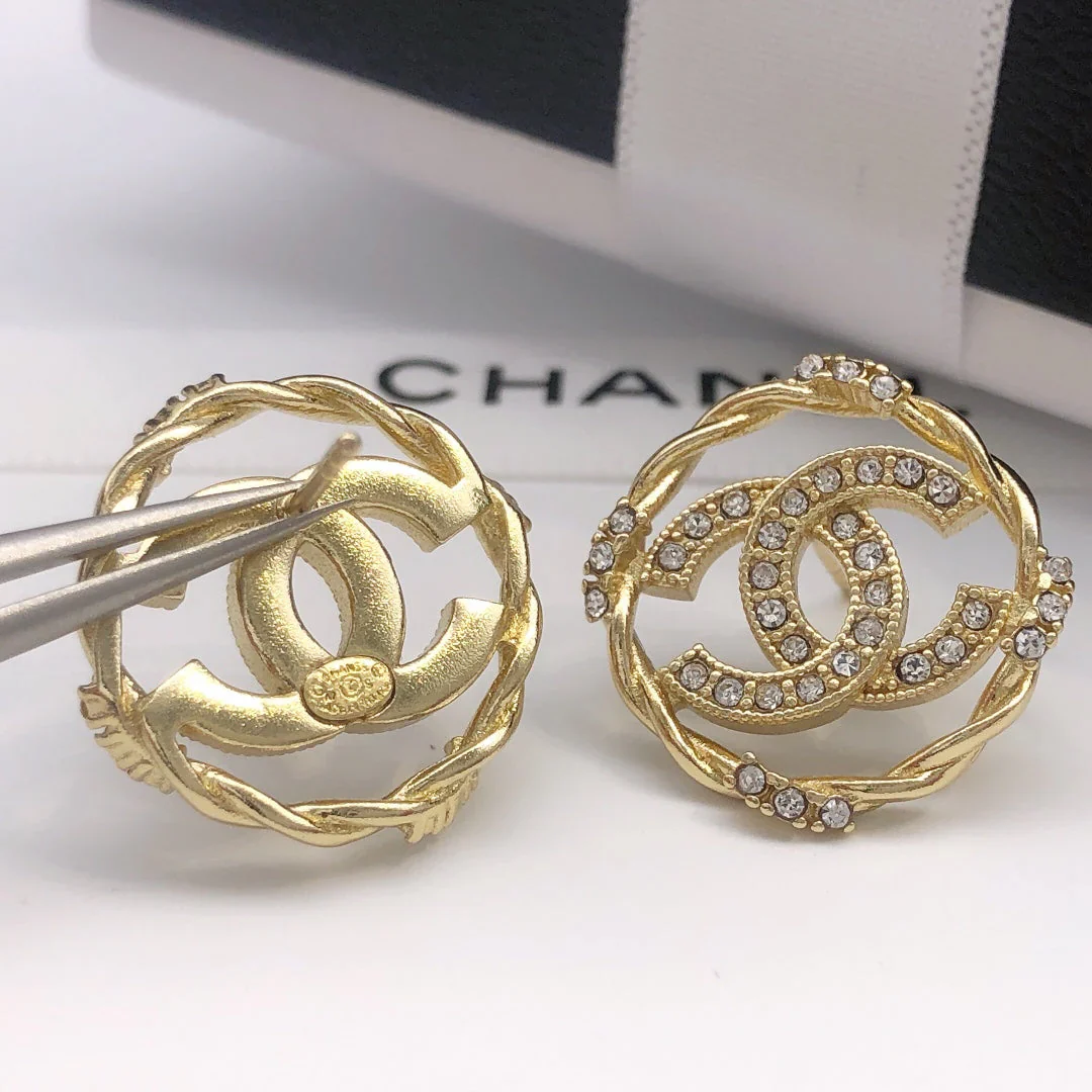 cc Earrings  0119