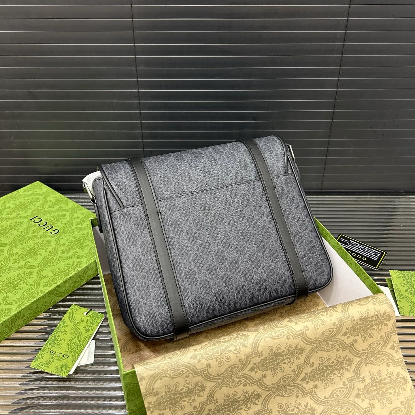 New casual flap shoulder bag 23 x 28 cm