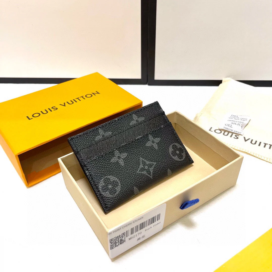 Sell like hot cakes New Wallet