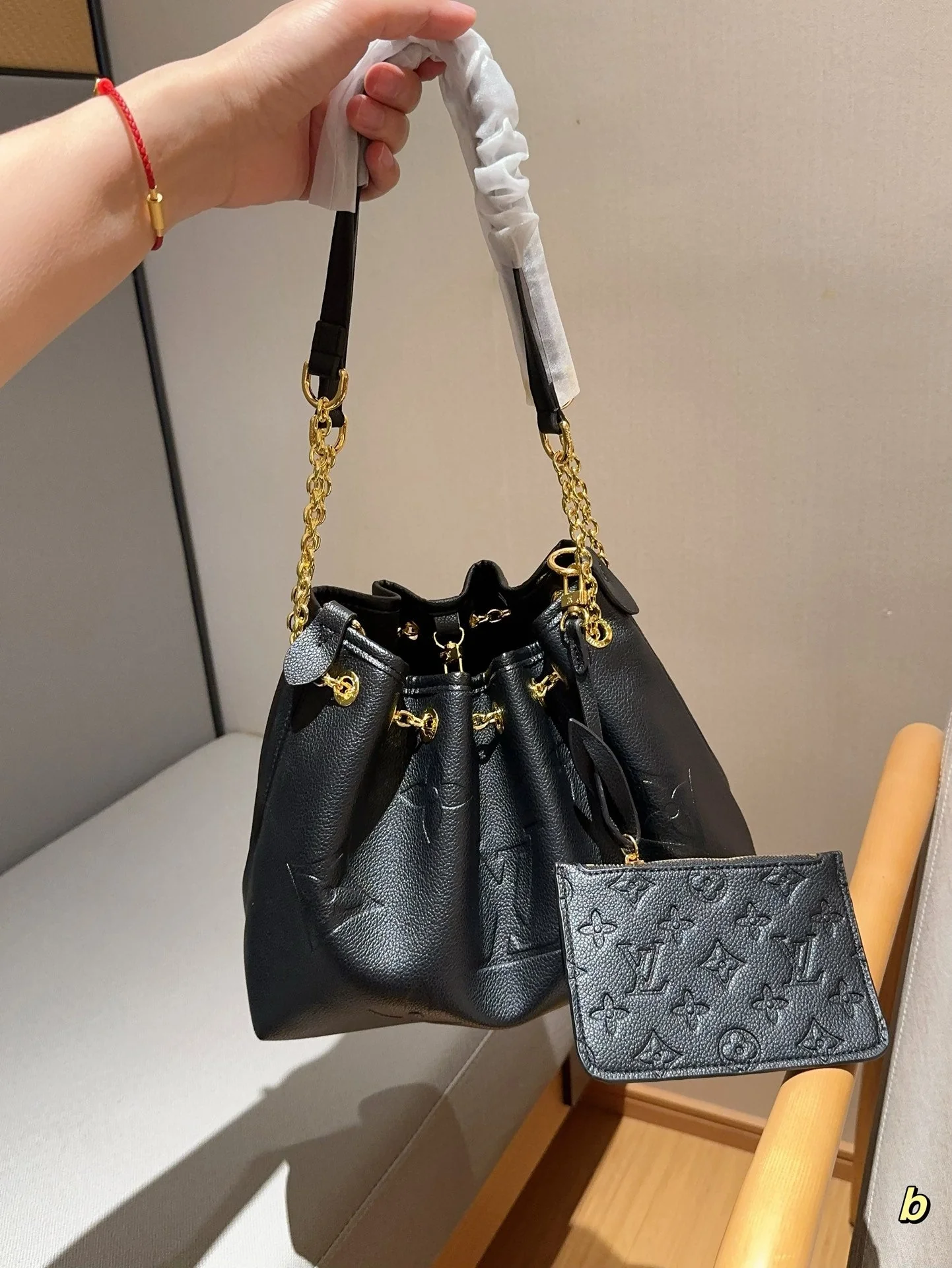 Classic fashion drawstring bucket bag chain bag