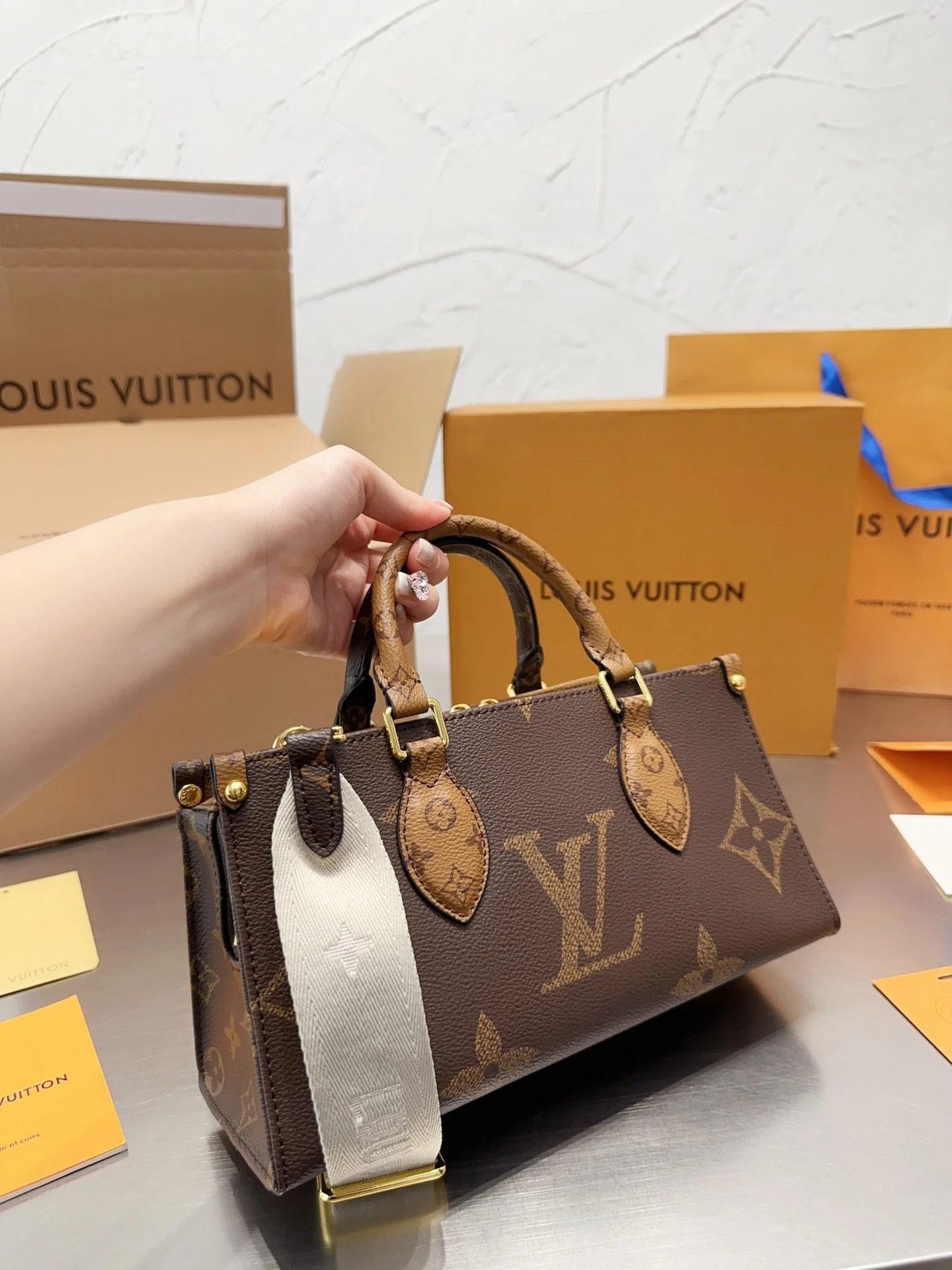 High quality genuine leather baby bag