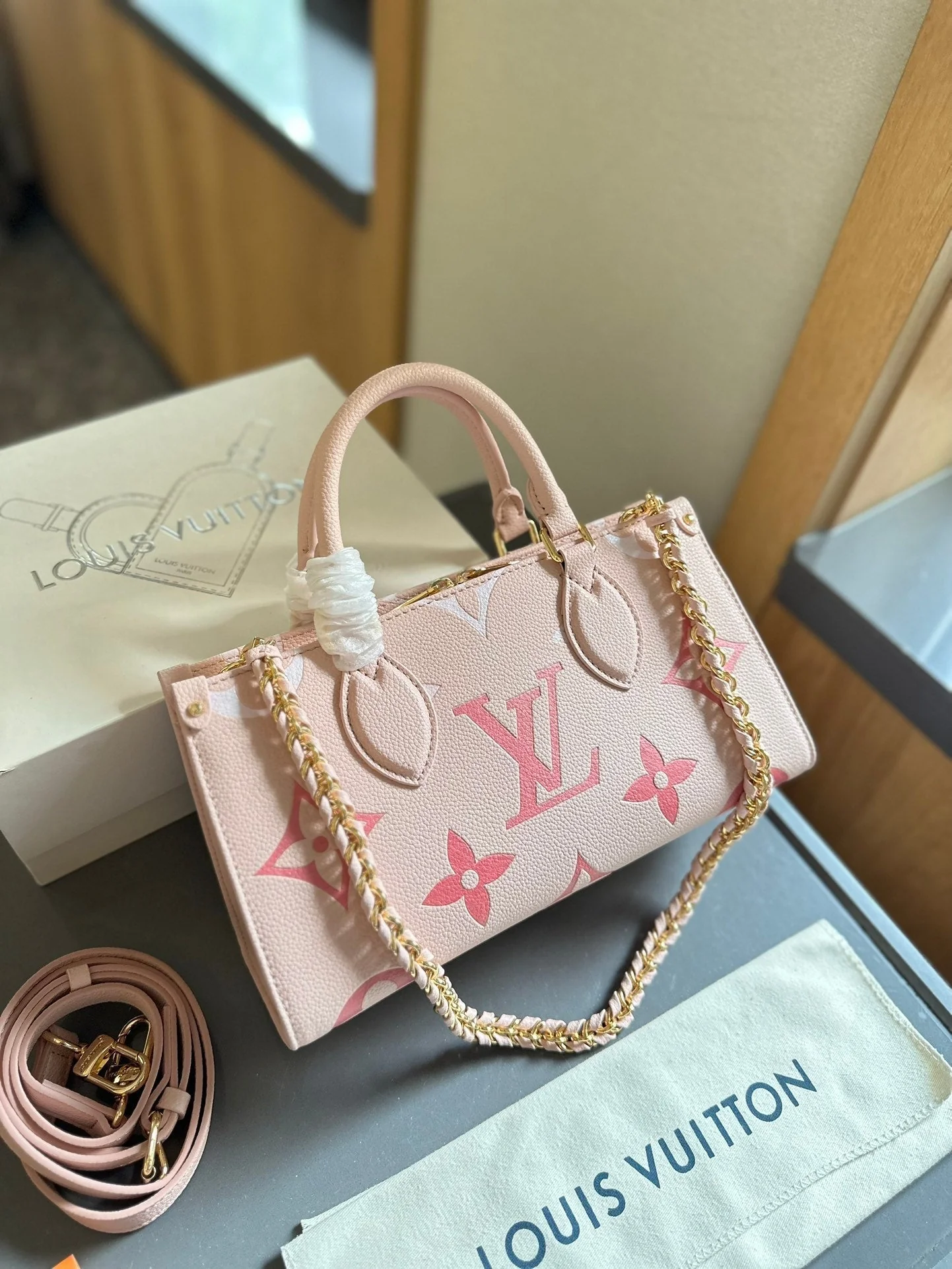 Classic embossed horizontal tote bag