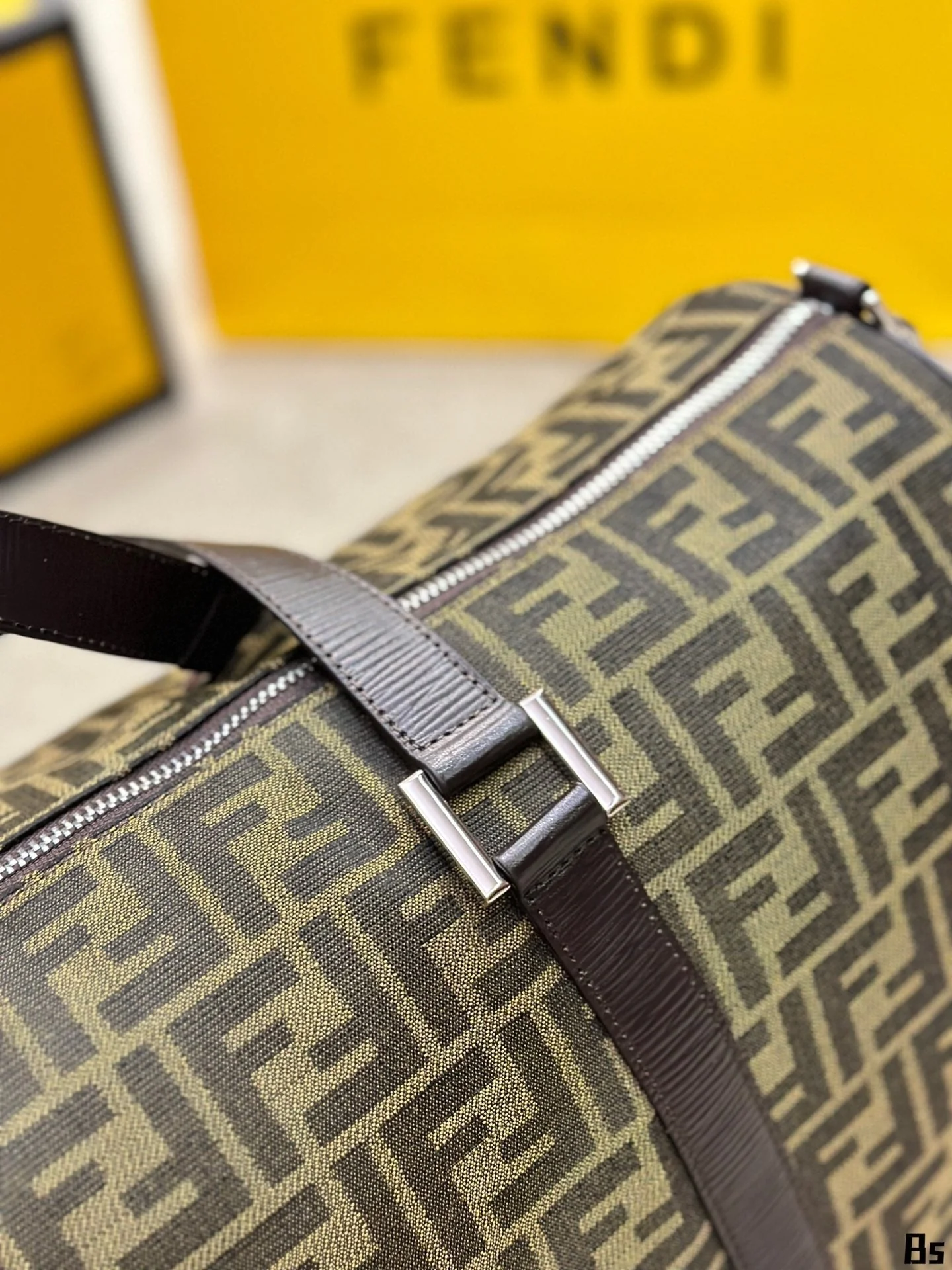 Extra large new travel bag pillow