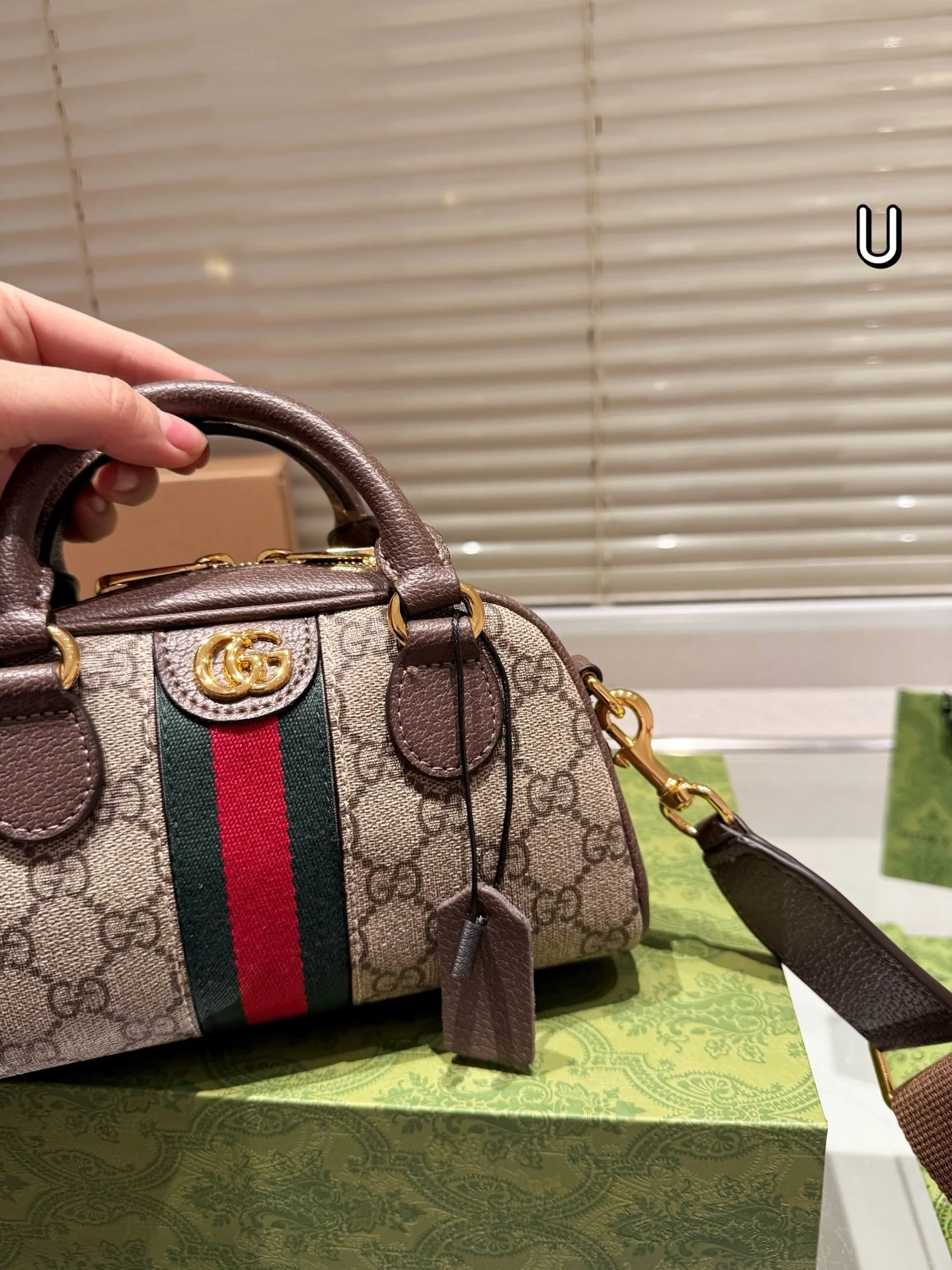 Fashionable retro versatile pillow bag 22cm